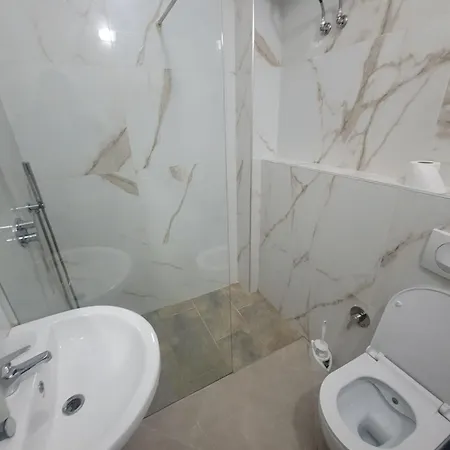 Nea Seaview Apartamento